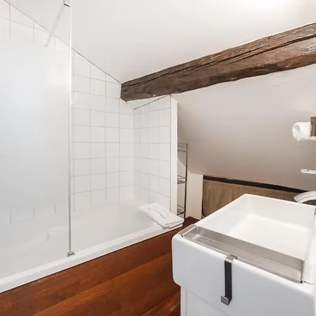 Le Philosophe - Flat In The Heart Of Annecy's Old Town Apartment